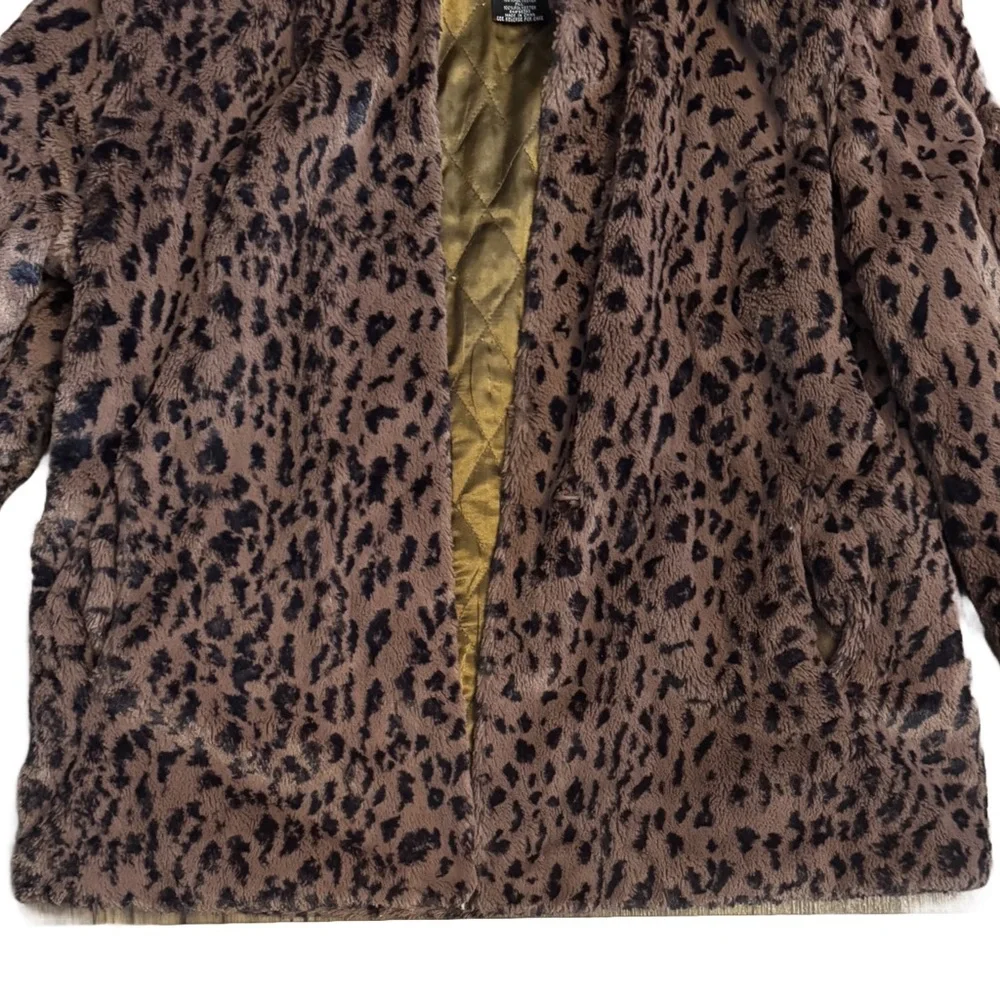 Dennis Basso Brown and Black Puffer Jacket - Picture 5 of 10